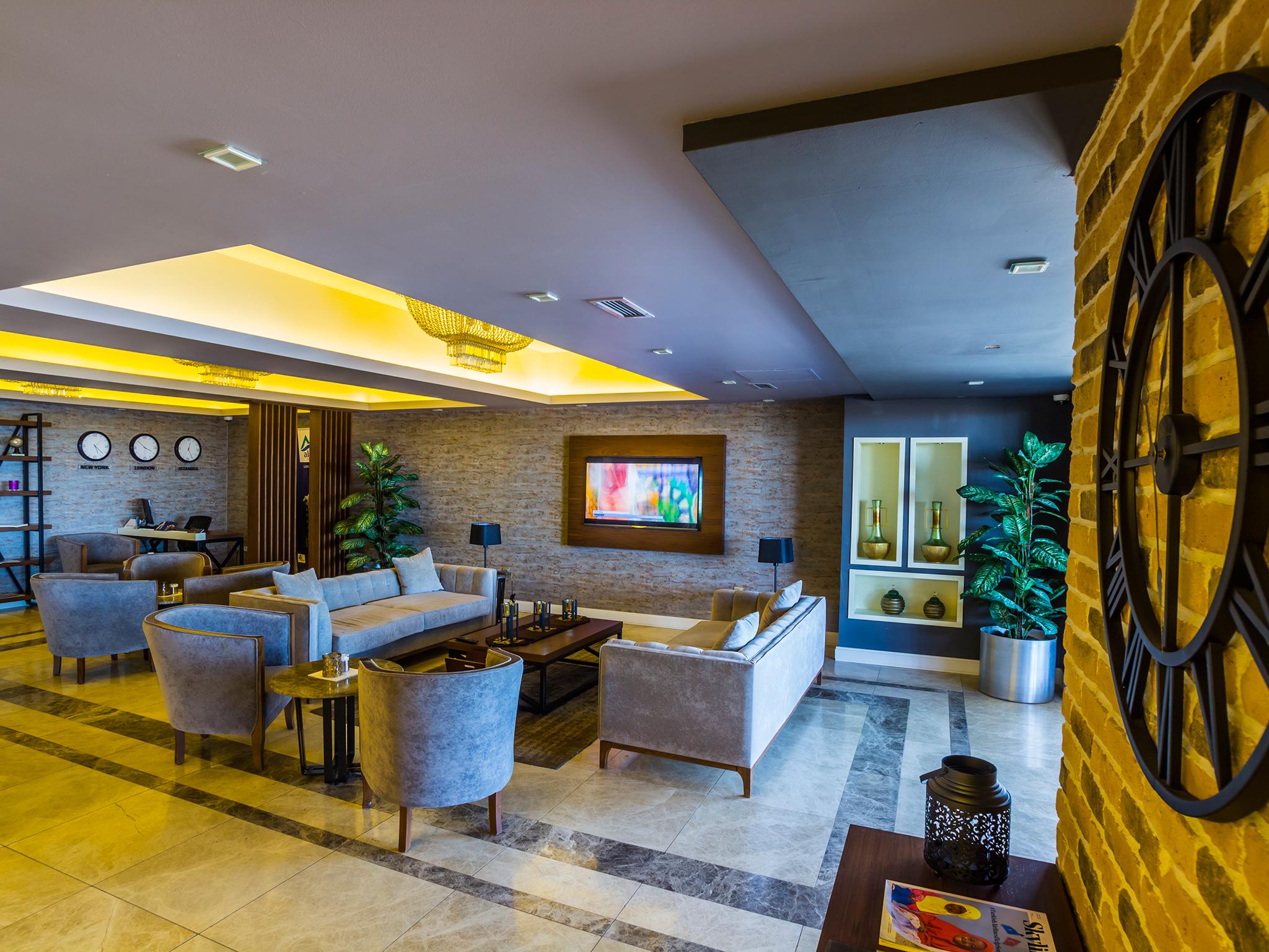 Alesha Suite Otel Trabzon Luaran gambar